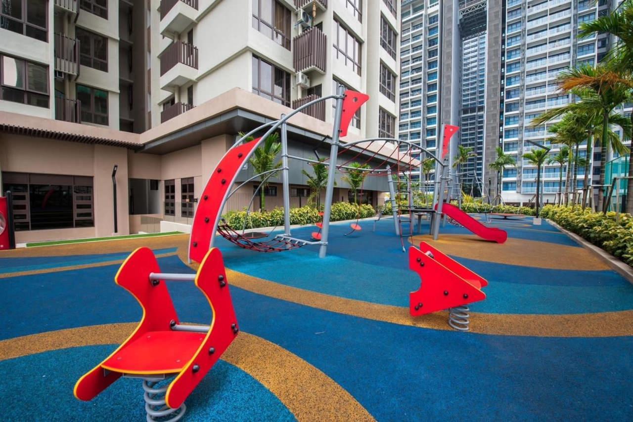 Apartment New Bali Seaview L 8 Pax L Kids Friendly L Water Theme Park L 5mins To Jonker L Kids Slide Malacca