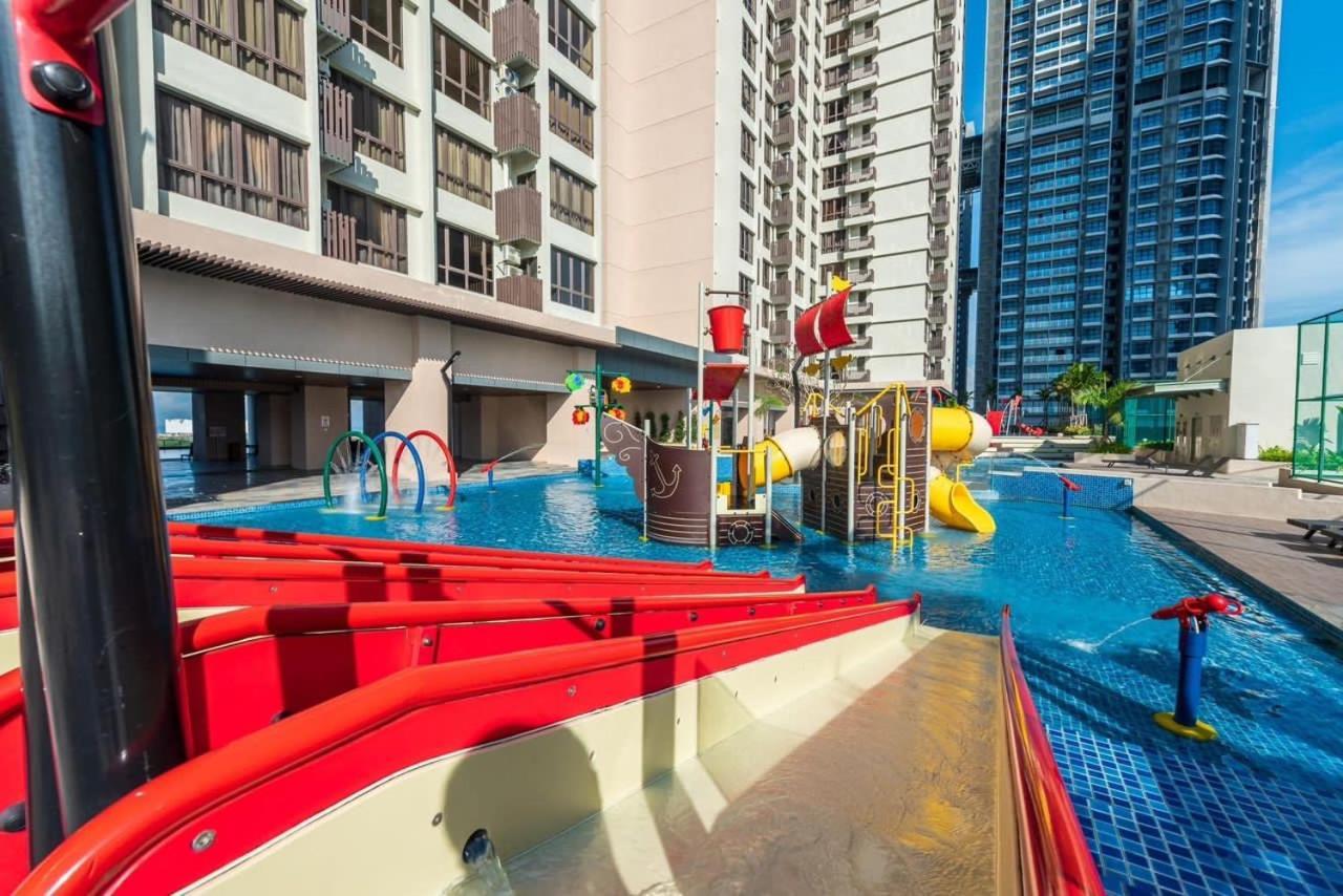 New Bali Seaview L 8 Pax L Kids Friendly L Water Theme Park L 5mins To Jonker L Kids Slide Apartment *