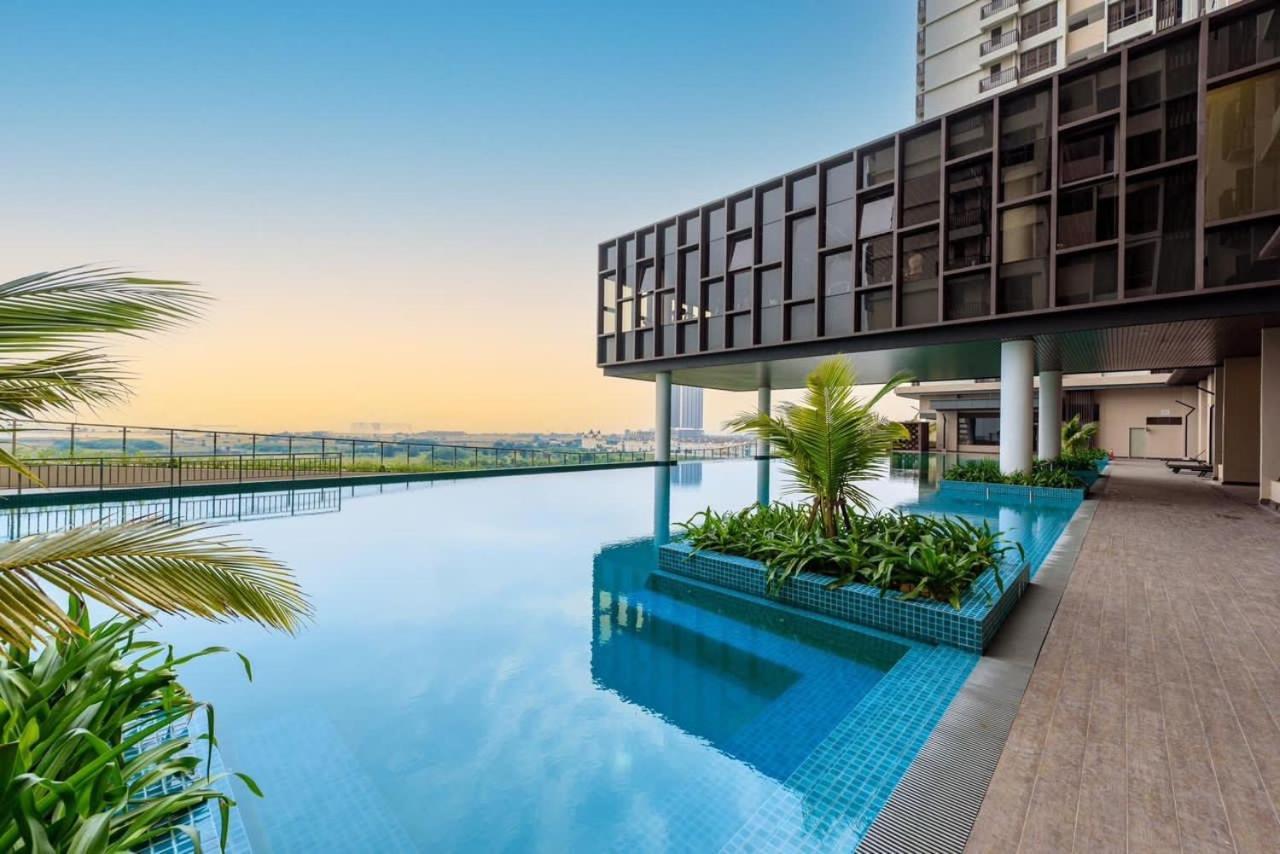 New Bali Seaview L 8 Pax L Kids Friendly L Water Theme Park L 5mins To Jonker L Kids Slide *