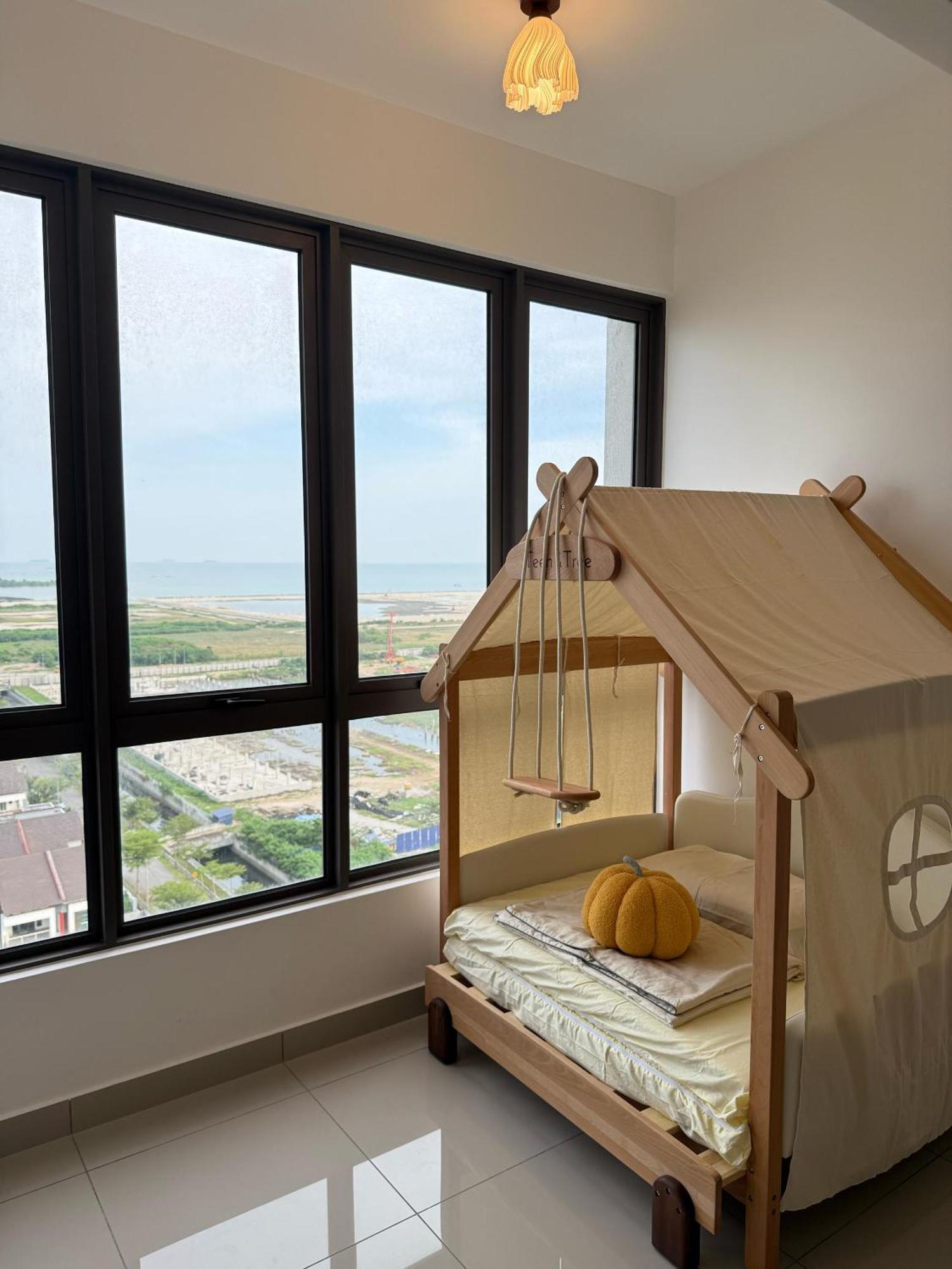 New Bali Seaview L 8 Pax L Kids Friendly L Water Theme Park L 5mins To Jonker L Kids Slide