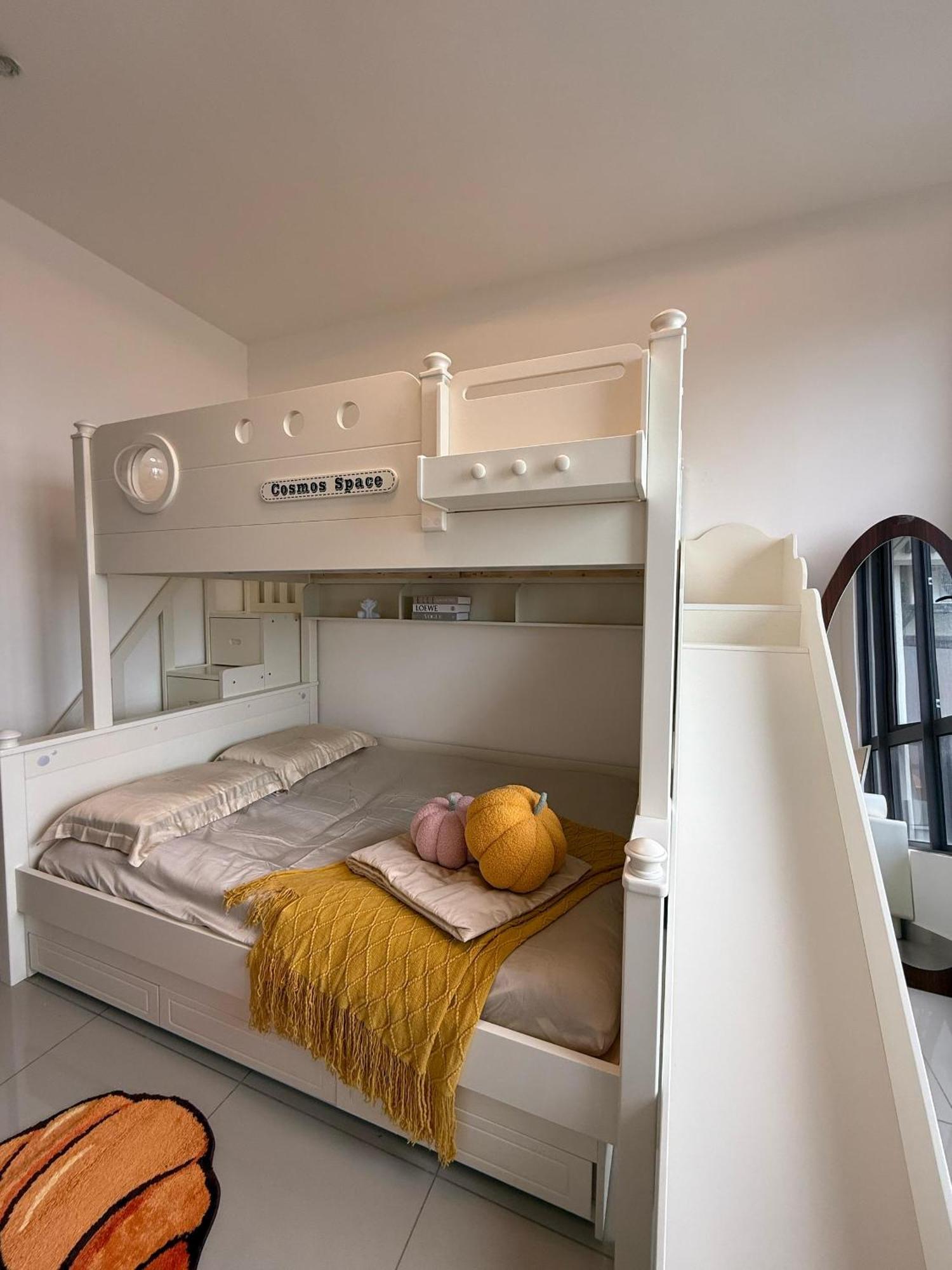 New Bali Seaview L 8 Pax L Kids Friendly L Water Theme Park L 5mins To Jonker L Kids Slide Apartment